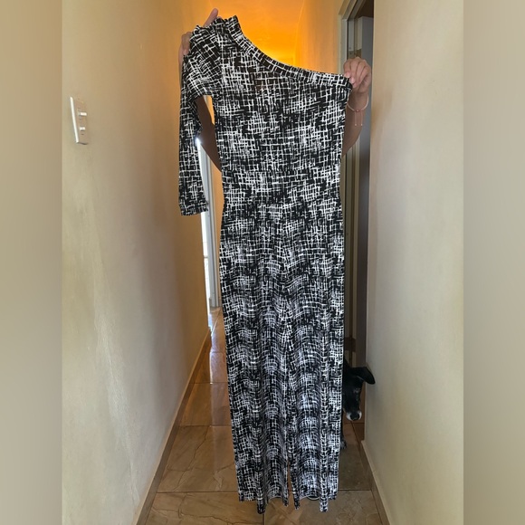 Claudia Orozco One Shoulder Jumpsuit - Picture 1 of 4